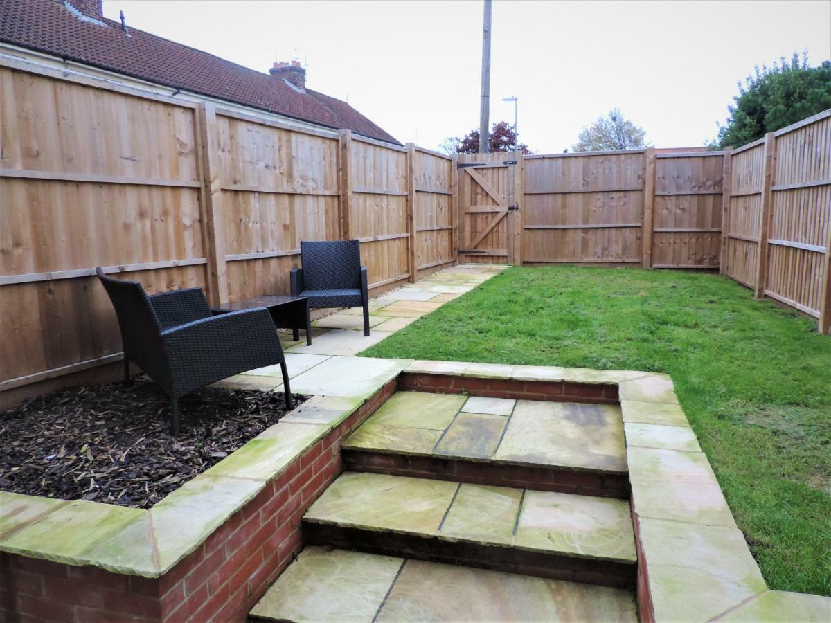 3 Bed Farnborough Air Accommodation Bagian luar foto